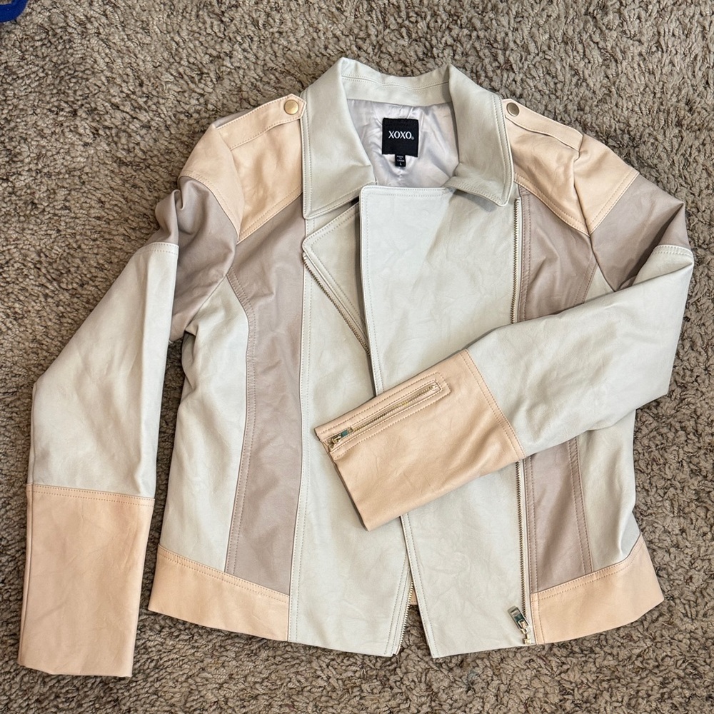 XOXO Women's L Multicolor Faux Leather Neutral Double Breasted Jacket 🎞️